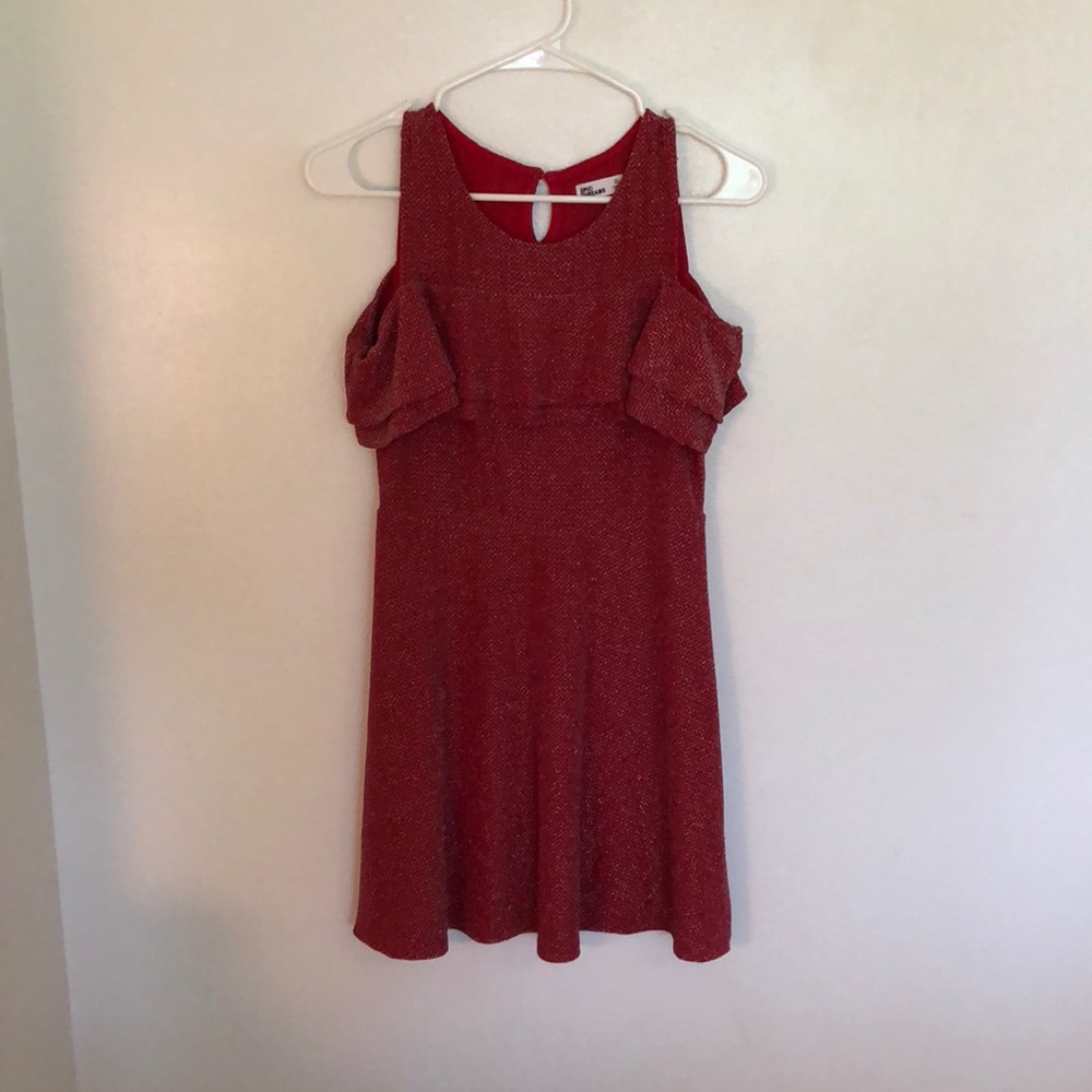 Red sparkly dress that shows your shoulders